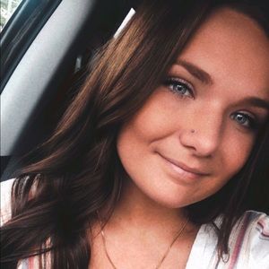 Meet your Posher, Kaitlyn